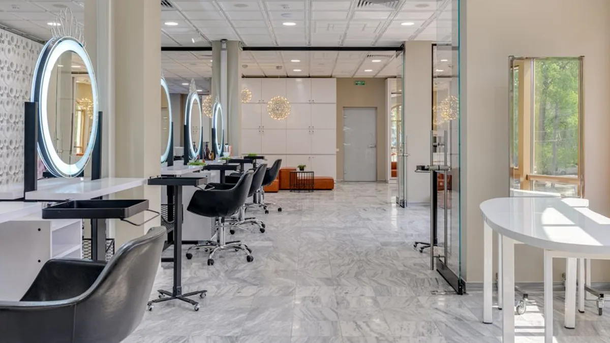 Salon Appointment Booking Apps: What Actually Protects Your Calendar