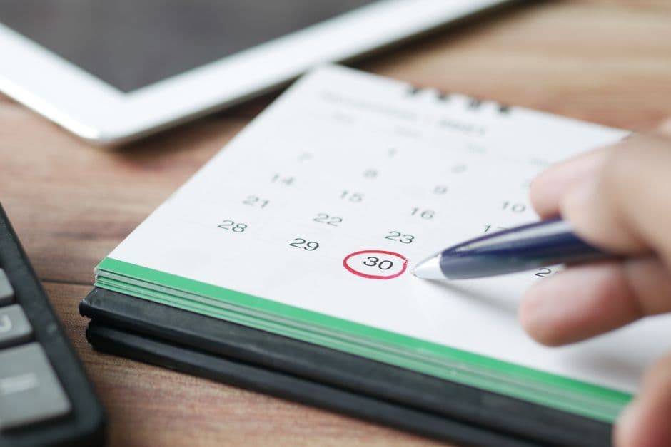 Salon Calendar Apps: What Actually Matters Beyond Booking