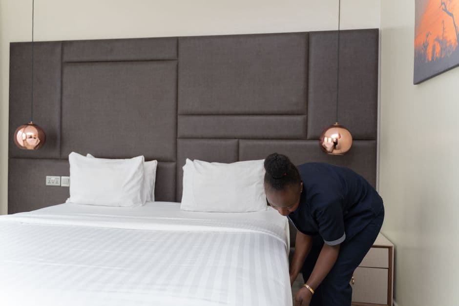 Suite Booking Software: What Independent Properties Actually Need